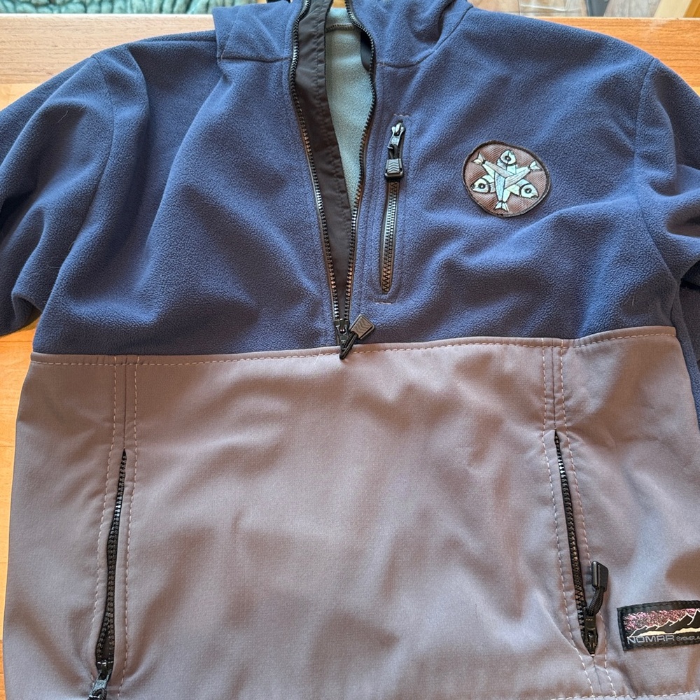 Alaska salmon sister pull over jacket by Nomar size small - Picture 6 of 8